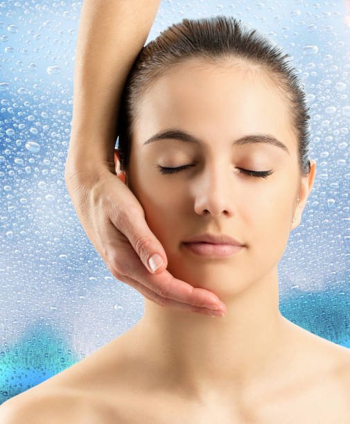 Experience a Natural Lift with Liquid Facelift in Abu Dhabi