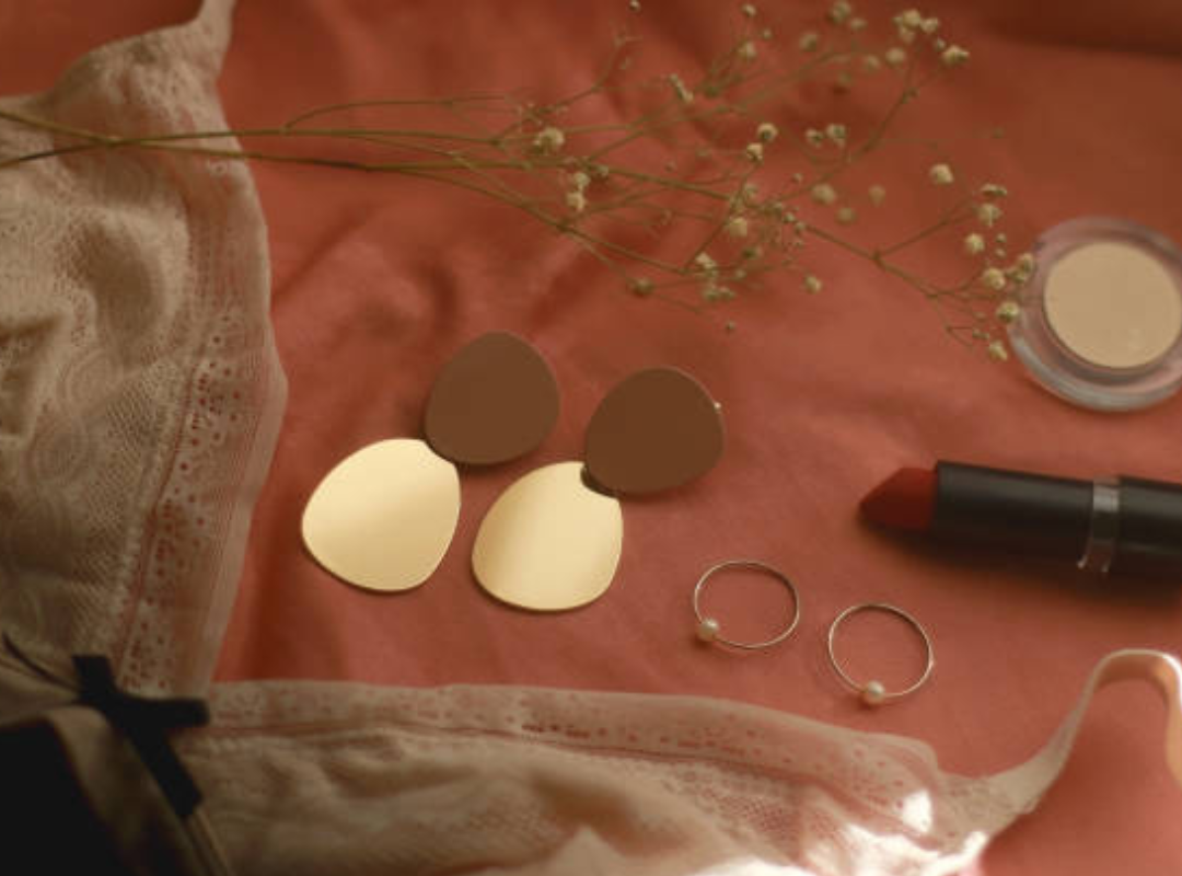 Earrings Based Styling: Match Jewelry to Your Outfit’s Vibe