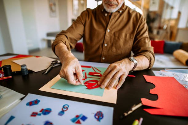 Creative Arts and Crafts Ideas to Share with Aging Adults
